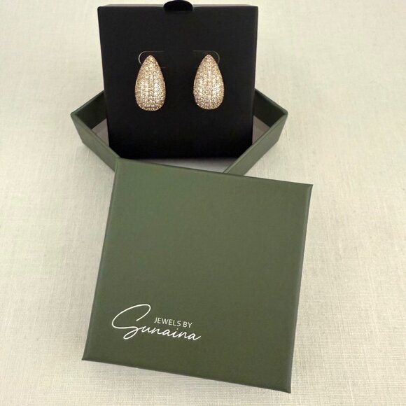 Jewels by Sunaina Narina Stud Earrings Gold CZ Teardrop Statement - Picture 8 of 12